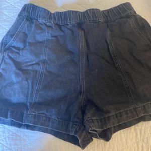 Madewell Denim Easy Pull-On Shorts in Lunar Wash, size M